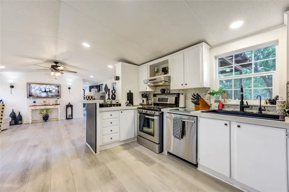 15401 Stoltje Drive Conroe, TX 77306