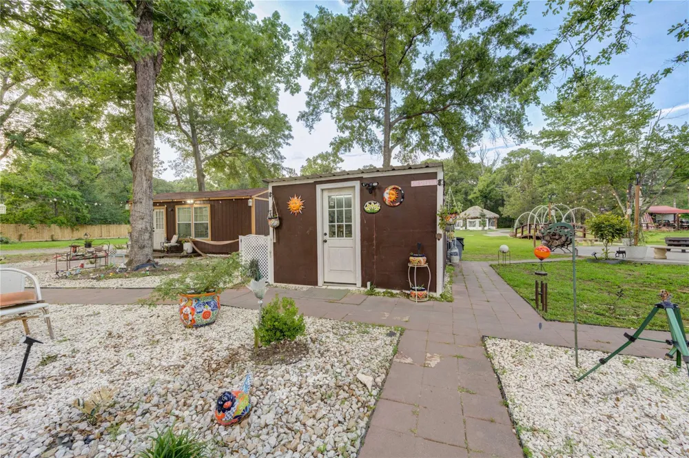 15401 Stoltje Drive Conroe, TX 77306