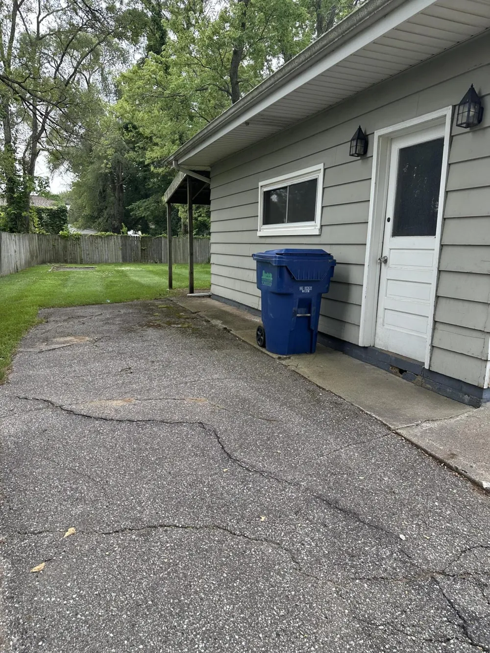 1060 Indiana Avenue Benton Harbor, MI 49022