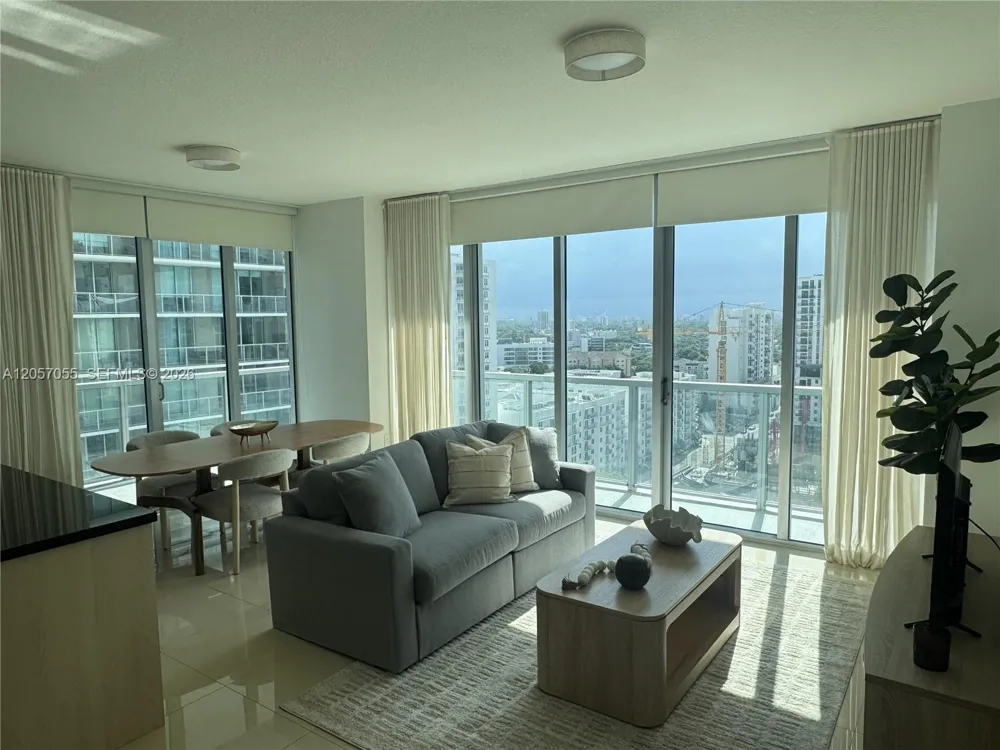 1111 SW 1st Ave #1914 Miami, FL 33130