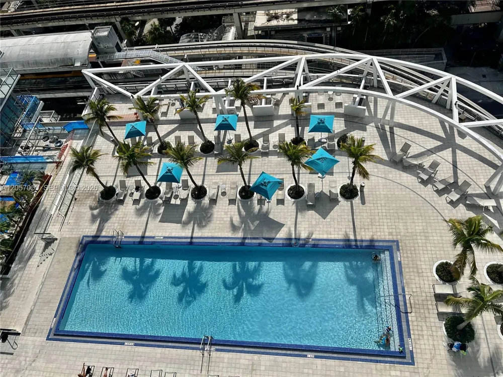 1111 SW 1st Ave #1914 Miami, FL 33130