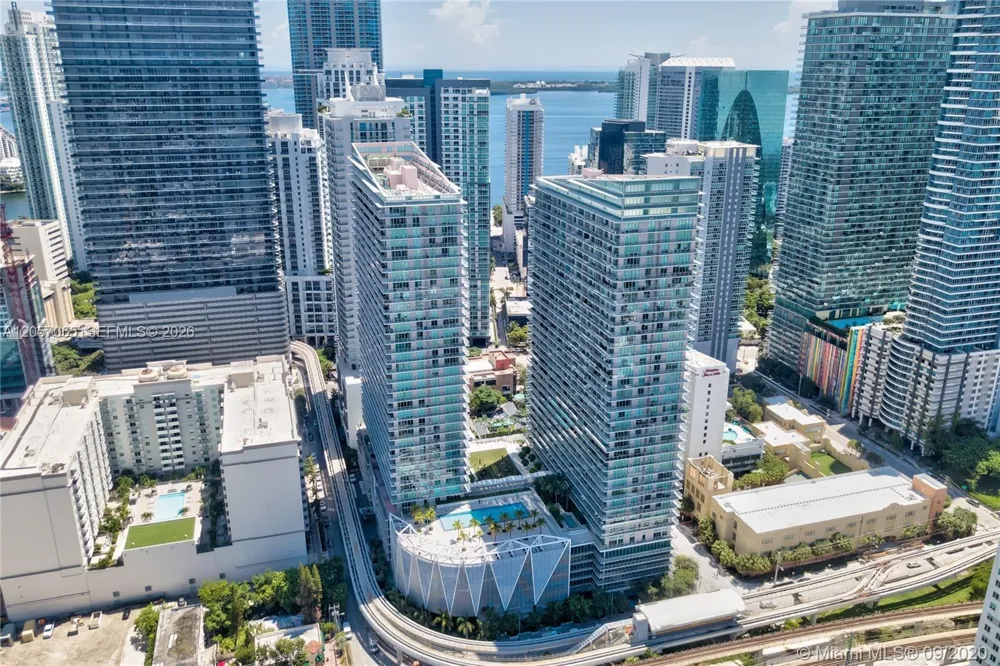 1111 SW 1st Ave #1914 Miami, FL 33130