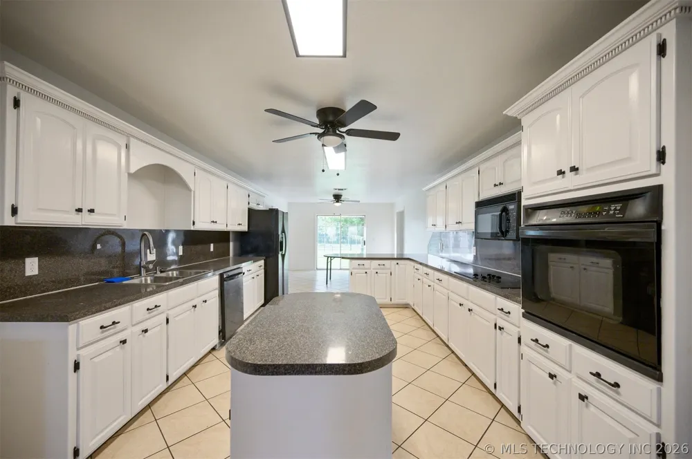 800 Denison Road Idabel, OK 74745