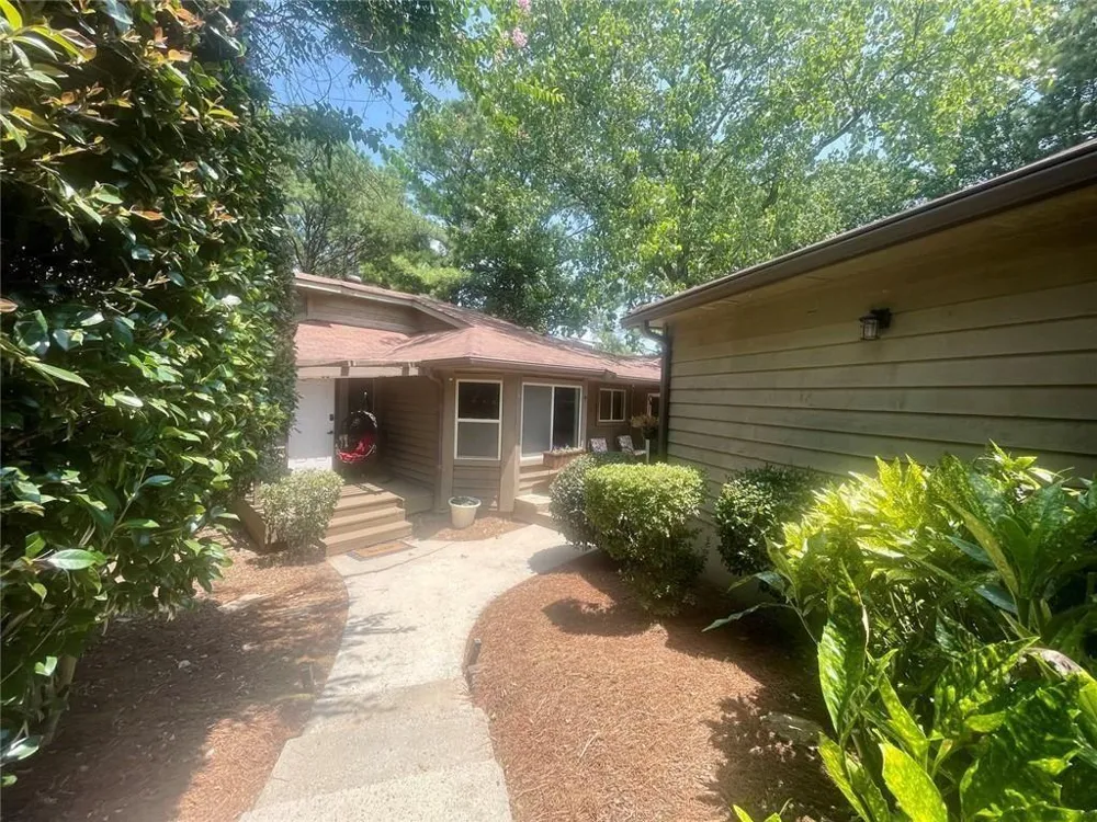 535 Putters Court Johns Creek, GA 30022