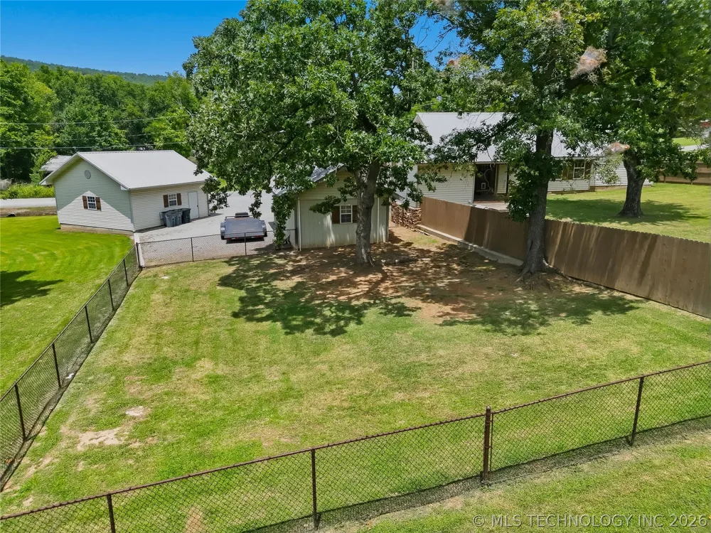 809 K STREET Quinton, OK 74561