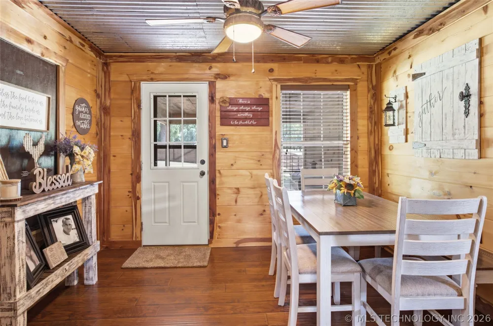 809 K STREET Quinton, OK 74561