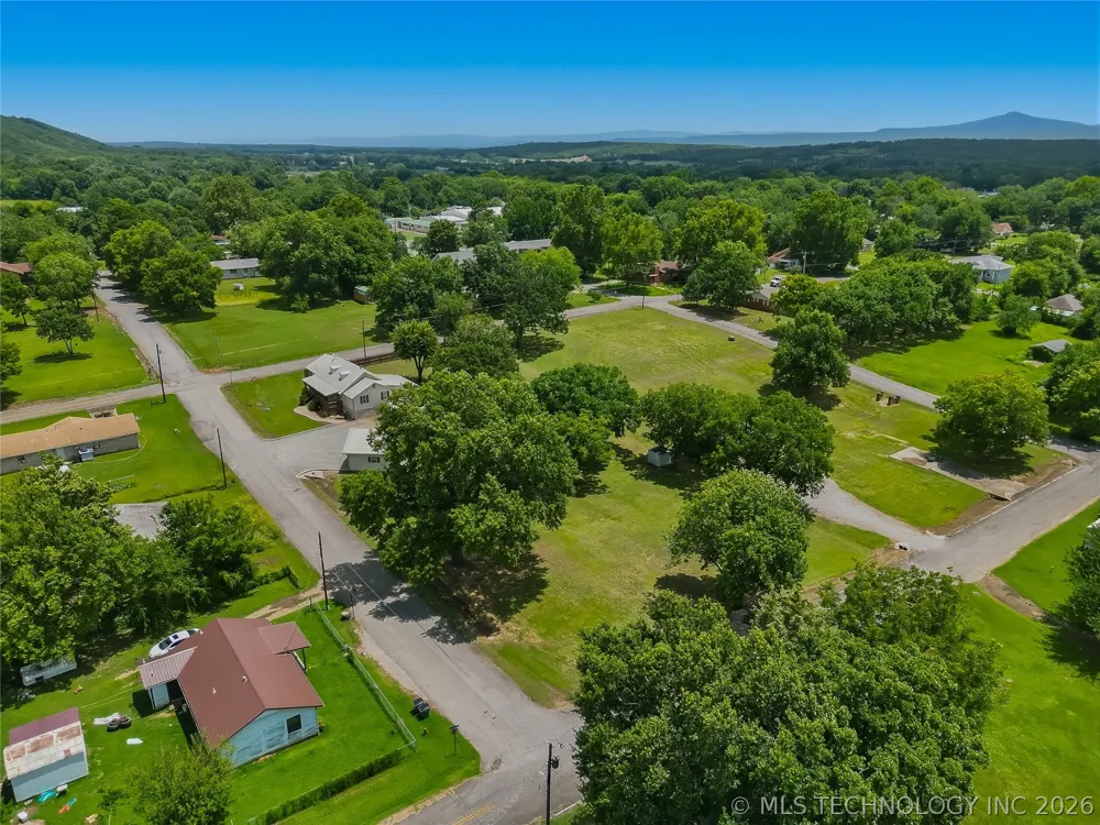 809 K STREET Quinton, OK 74561