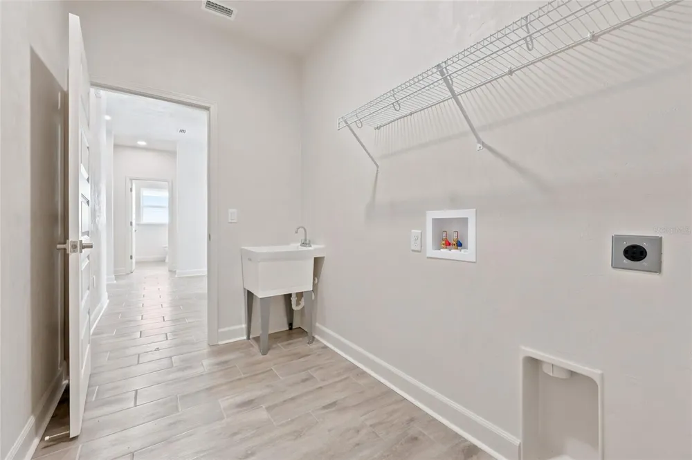 21022 SW 1ST PLACE Newberry, FL 32669