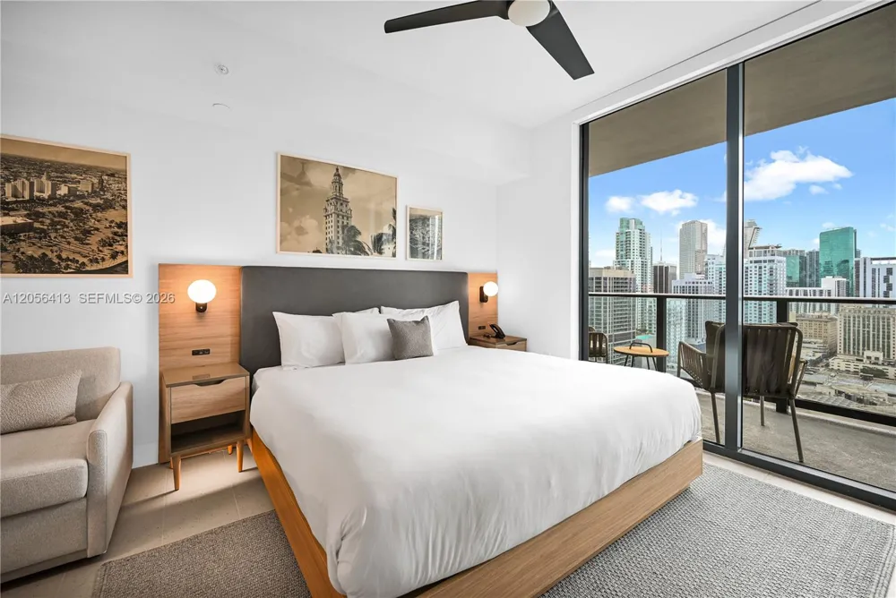 159 NE 6th St #2610 Miami, FL 33132