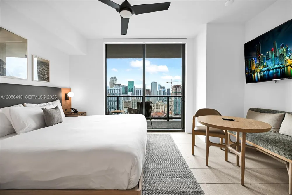 159 NE 6th St #2610 Miami, FL 33132
