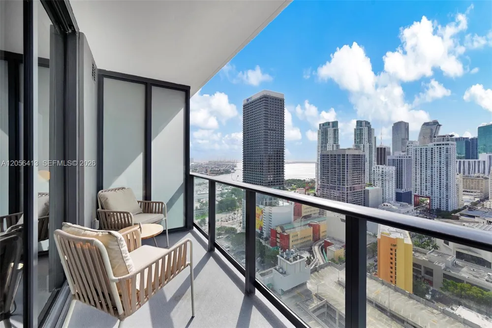159 NE 6th St #2610 Miami, FL 33132