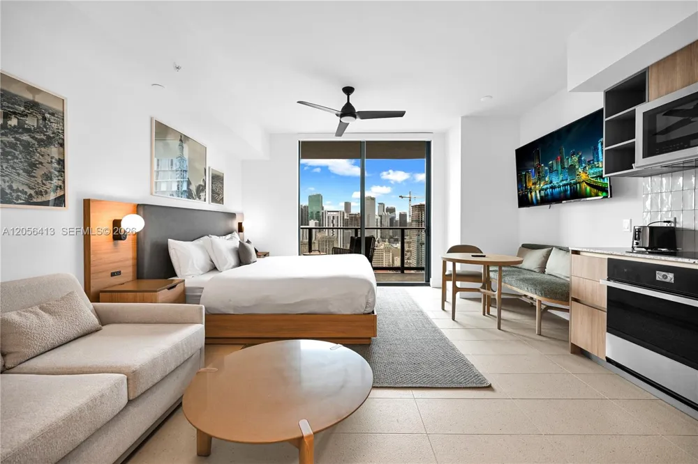 159 NE 6th St #2610 Miami, FL 33132