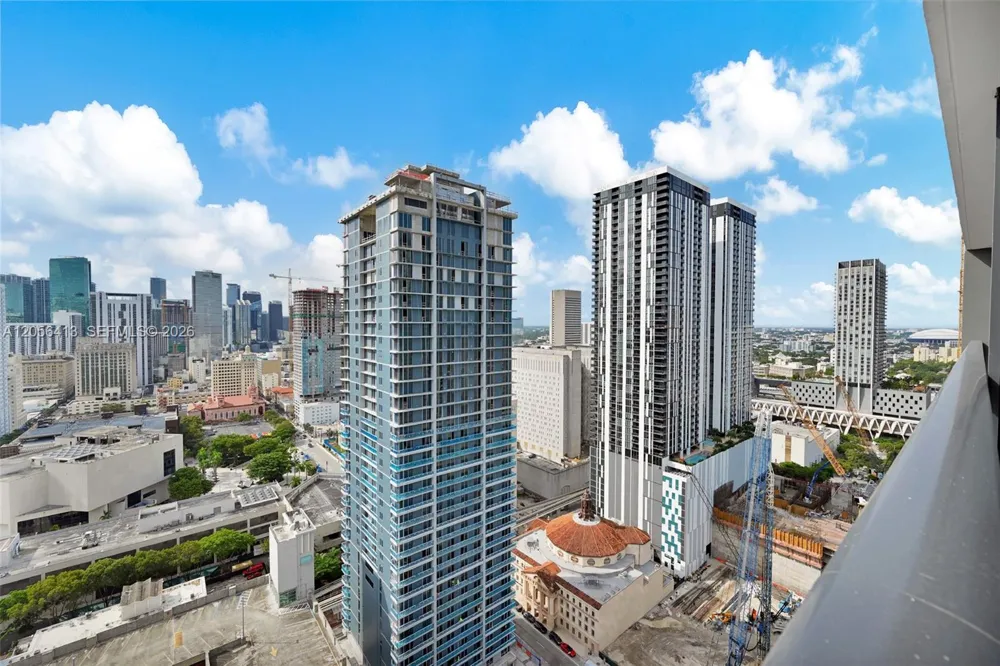 159 NE 6th St #2610 Miami, FL 33132