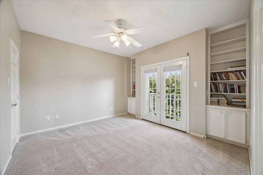422 Bay Colony Drive La Porte, TX 77571