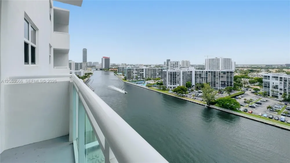 3000 S Ocean Dr #1516 Hollywood, FL 33019