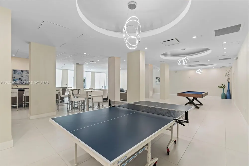 3000 S Ocean Dr #1516 Hollywood, FL 33019