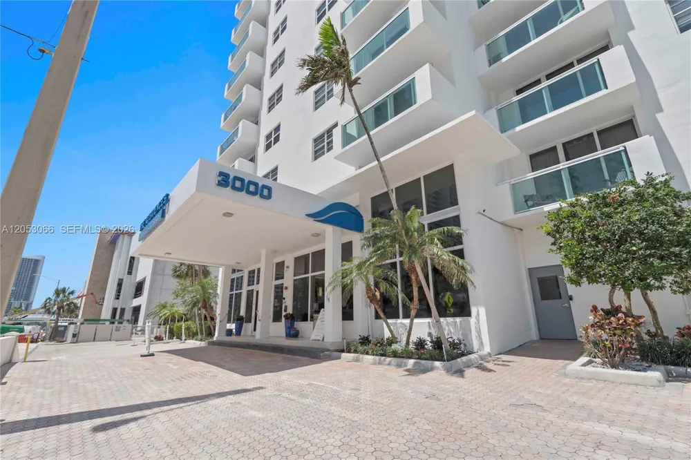 3000 S Ocean Dr #1516 Hollywood, FL 33019