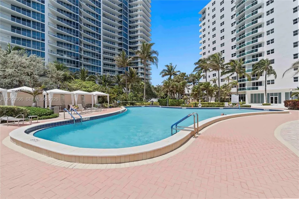 3000 S Ocean Dr #1516 Hollywood, FL 33019