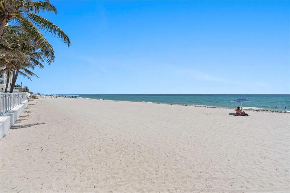 3000 S Ocean Dr #1516 Hollywood, FL 33019