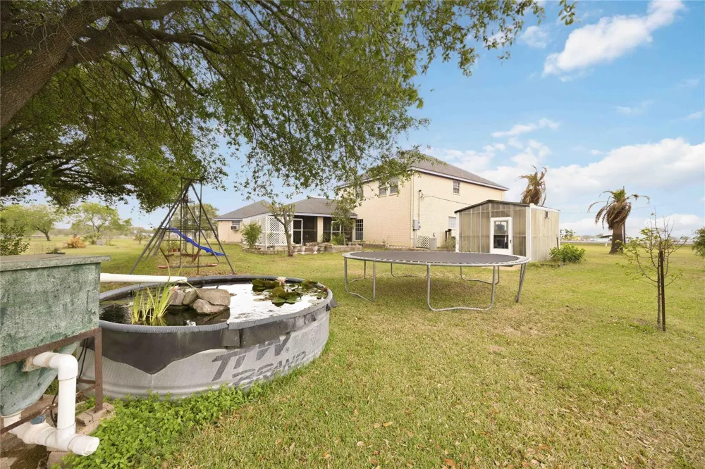 12075 Fm 359 Road Hempstead, TX 77445
