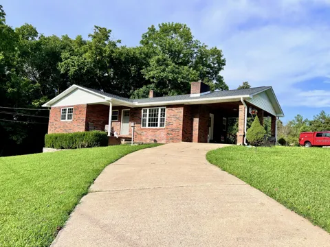 111 Gus Wallace Rd