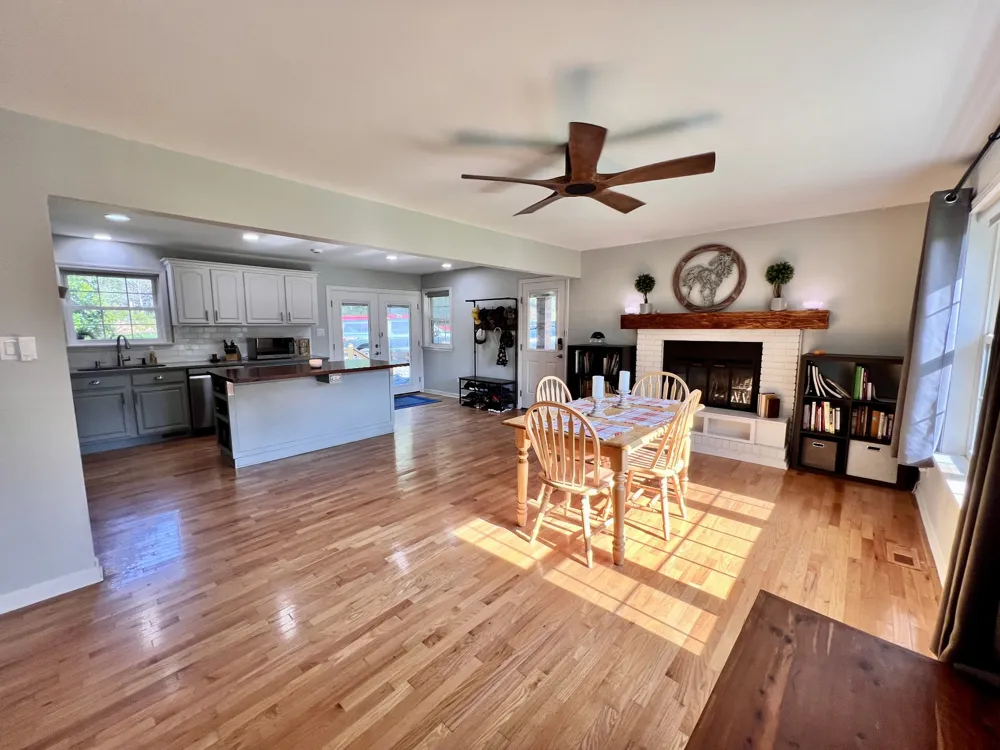 111 Gus Wallace Rd Bumpus Mills, TN 37028