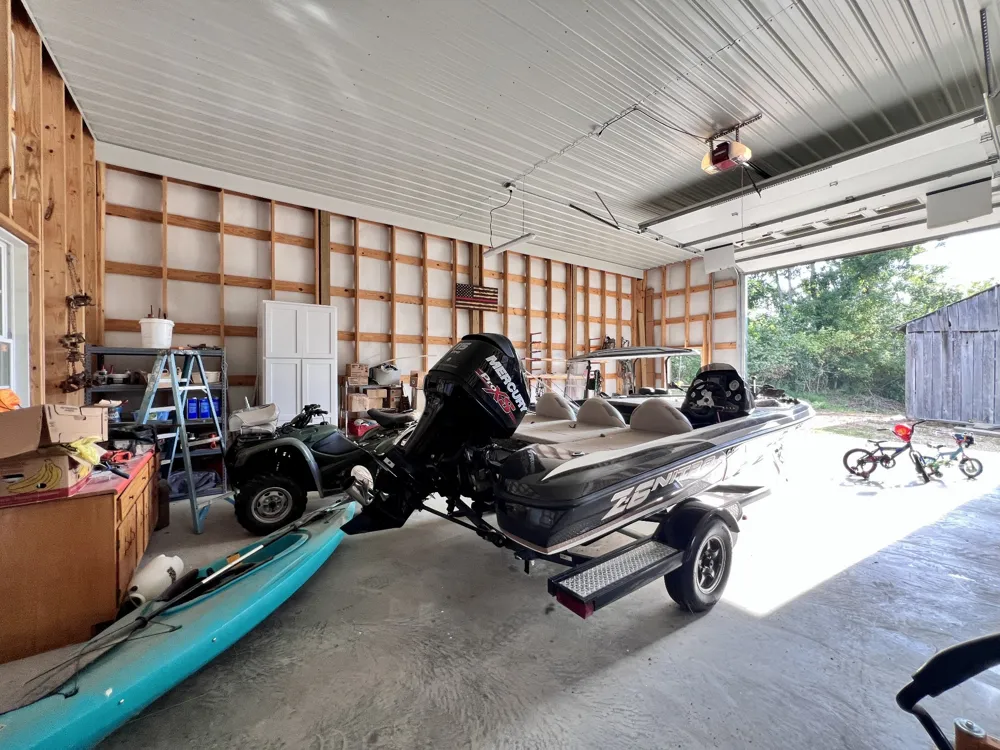 111 Gus Wallace Rd Bumpus Mills, TN 37028