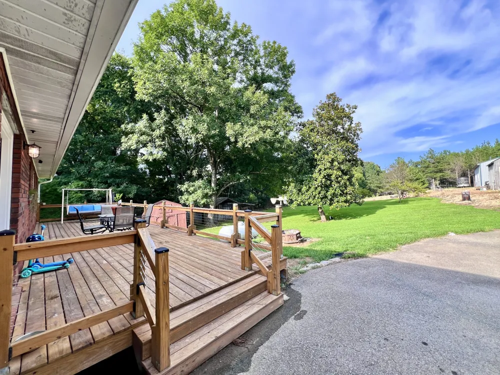 111 Gus Wallace Rd Bumpus Mills, TN 37028