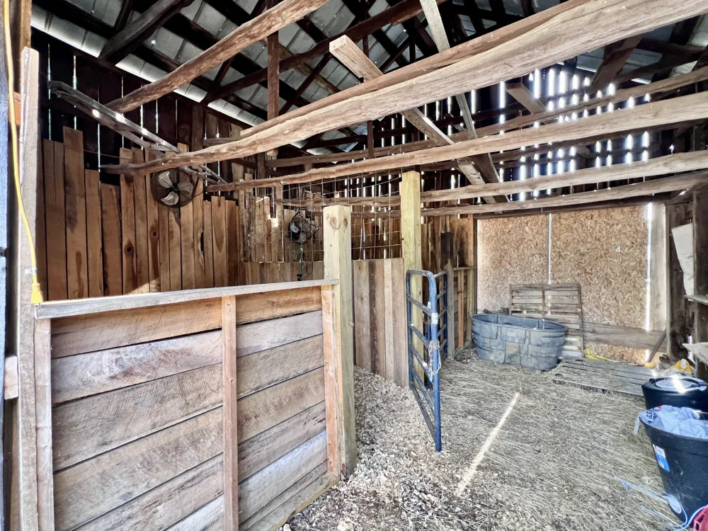 111 Gus Wallace Rd Bumpus Mills, TN 37028