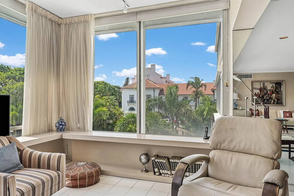 44 Cocoanut Row #222b Palm Beach, FL 33480
