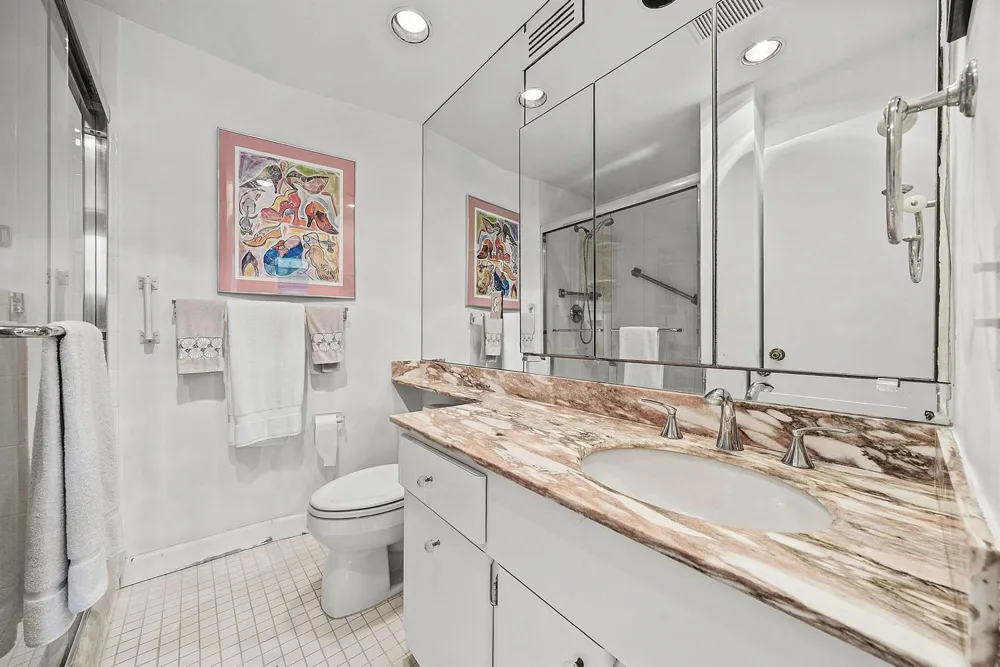 44 Cocoanut Row #222b Palm Beach, FL 33480