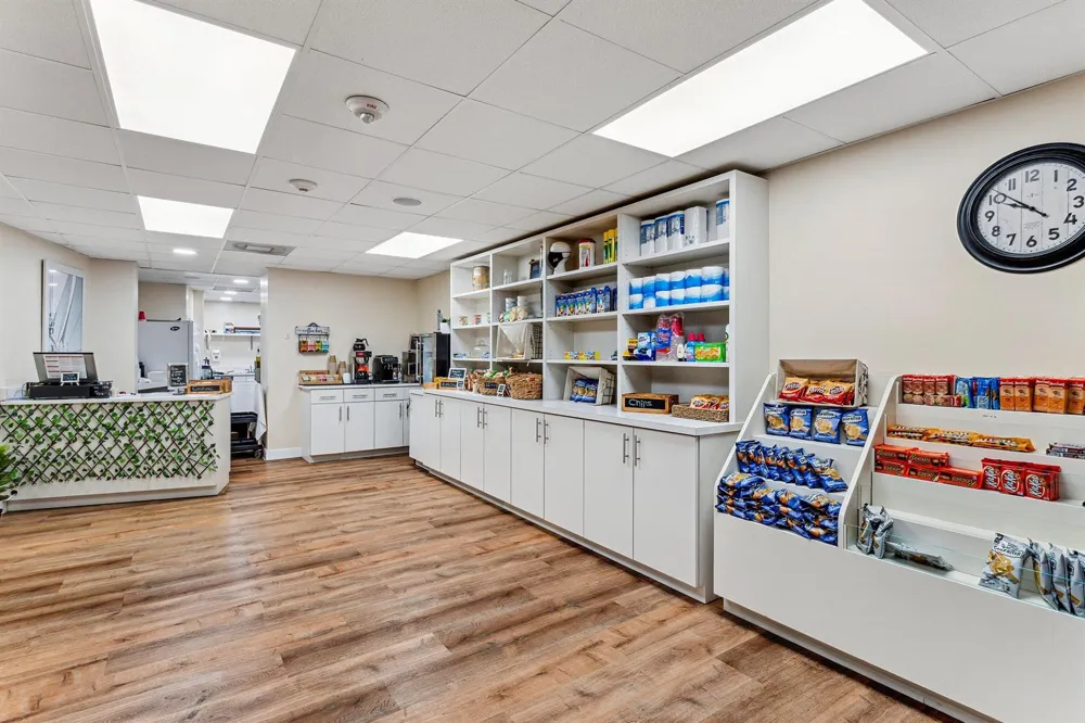 44 Cocoanut Row #222b Palm Beach, FL 33480