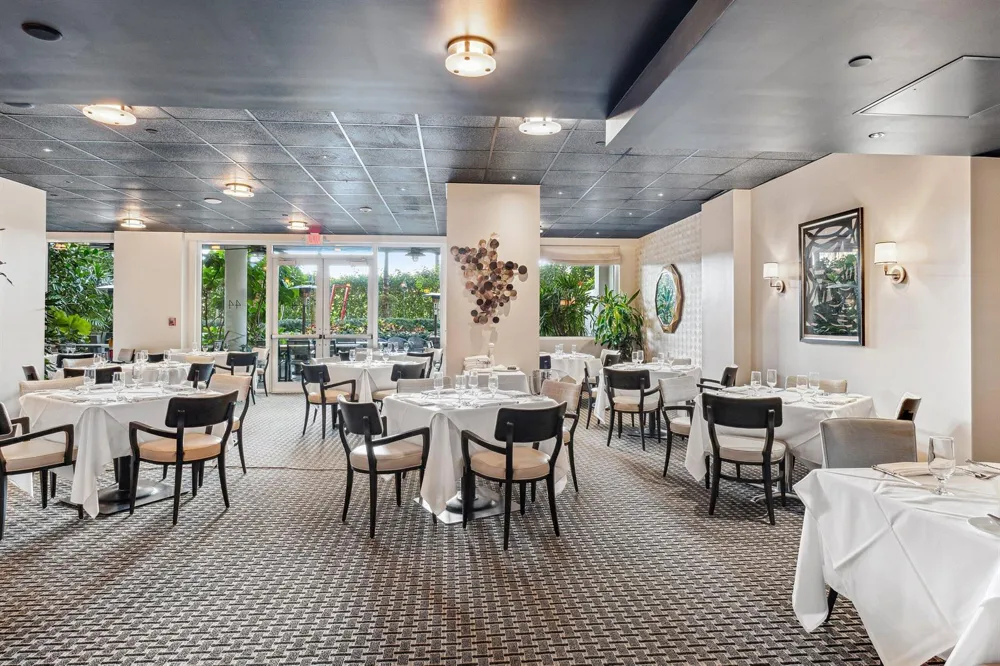 44 Cocoanut Row #222b Palm Beach, FL 33480