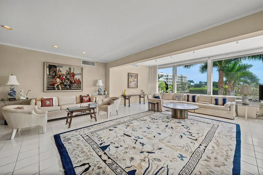 44 Cocoanut Row #222b Palm Beach, FL 33480