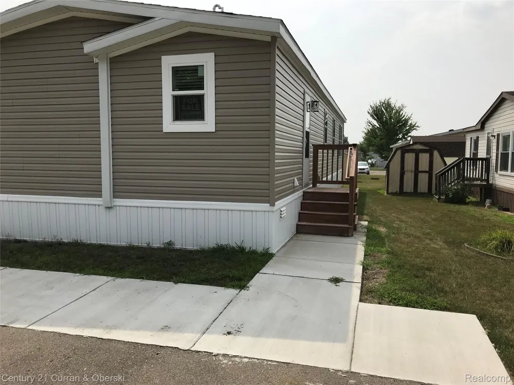 6564 E Michigan Avenue #141 Saline City, MI 48176