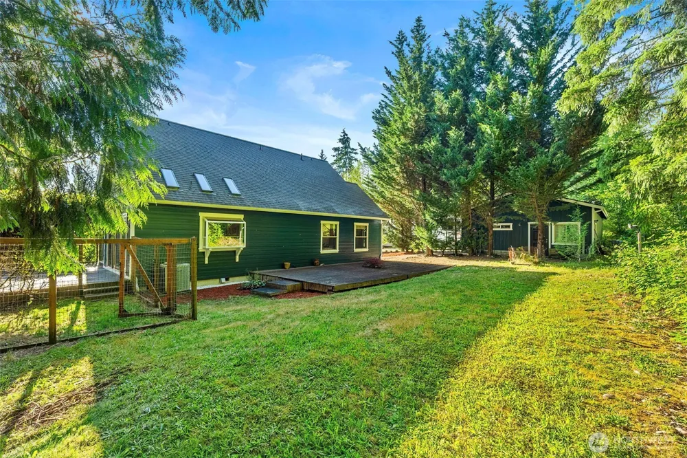 222 Oxbow Lake Lane Toledo, WA 98591