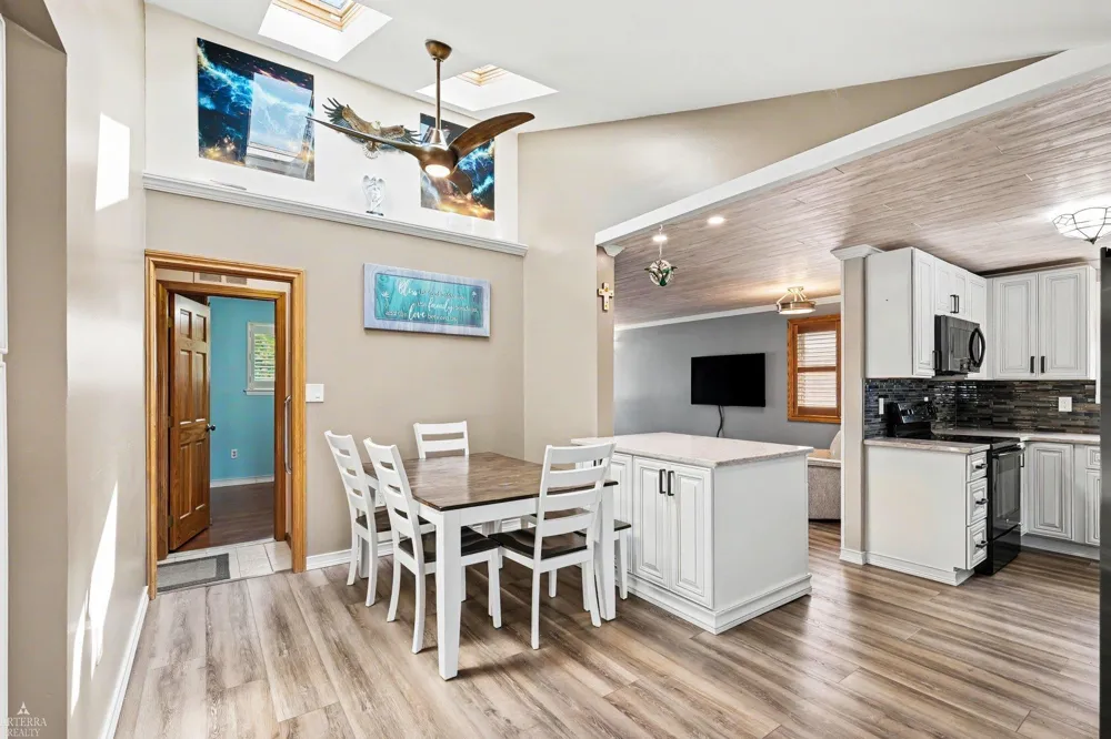 18039 S SUMMER LANE LANE Fraser City, MI 48026