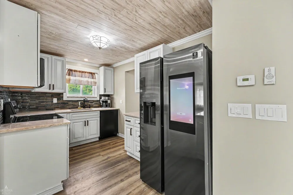 18039 S SUMMER LANE LANE Fraser City, MI 48026