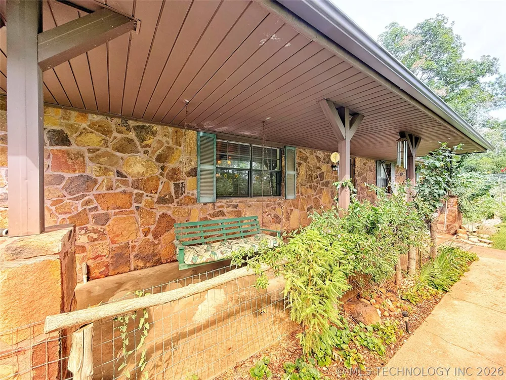 3512 3693P Holdenville, OK 74848
