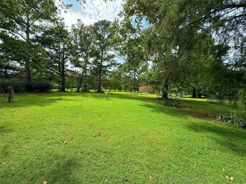 3512 3693P Holdenville, OK 74848