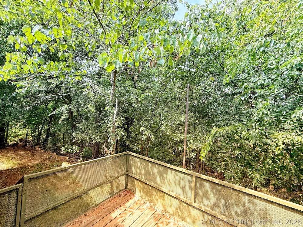 3512 3693P Holdenville, OK 74848