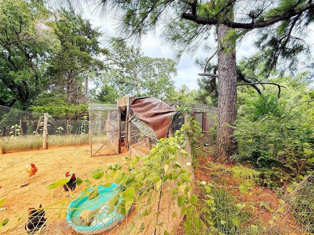 3512 3693P Holdenville, OK 74848
