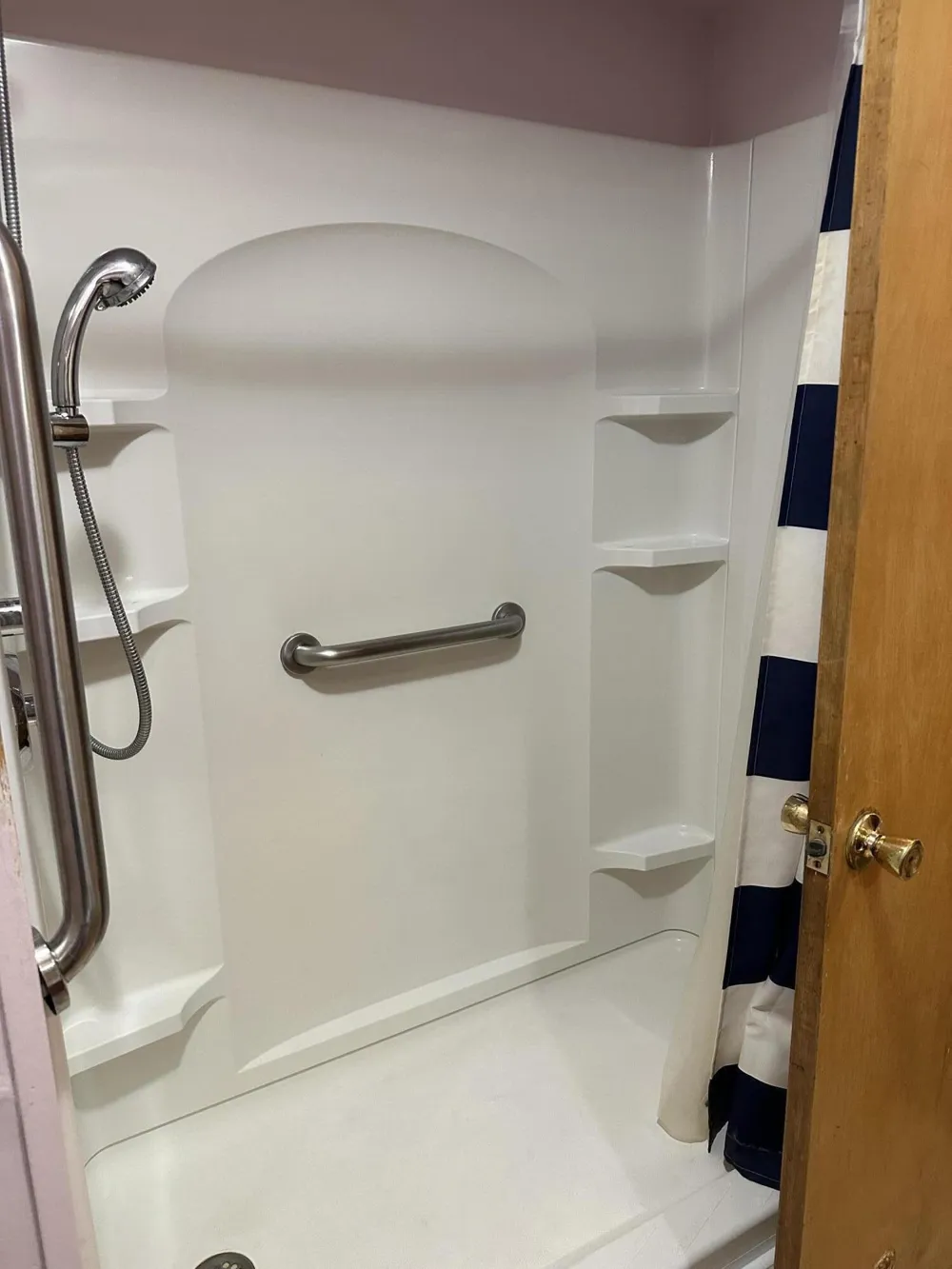 1060 Indiana Avenue Benton Charter Township, MI 49022
