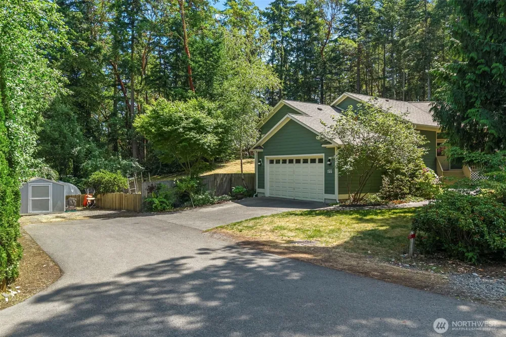 155 Louisa Street Port Townsend, WA 98368