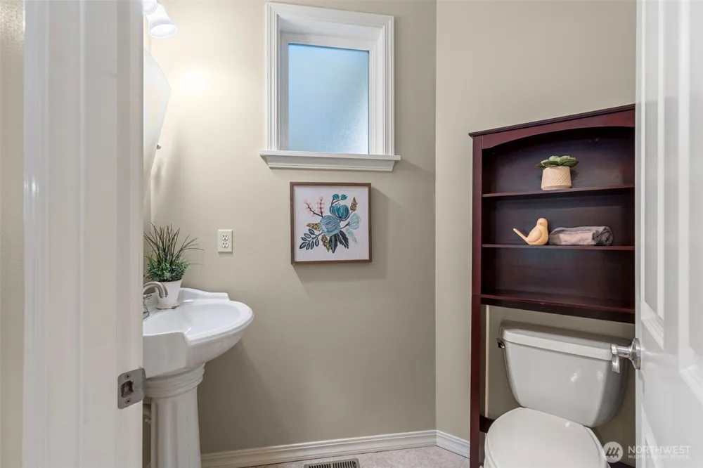 155 Louisa Street Port Townsend, WA 98368