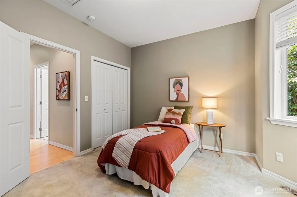 155 Louisa Street Port Townsend, WA 98368