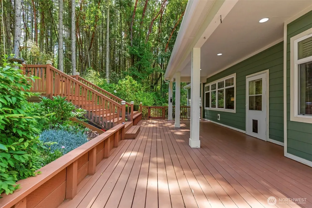 155 Louisa Street Port Townsend, WA 98368