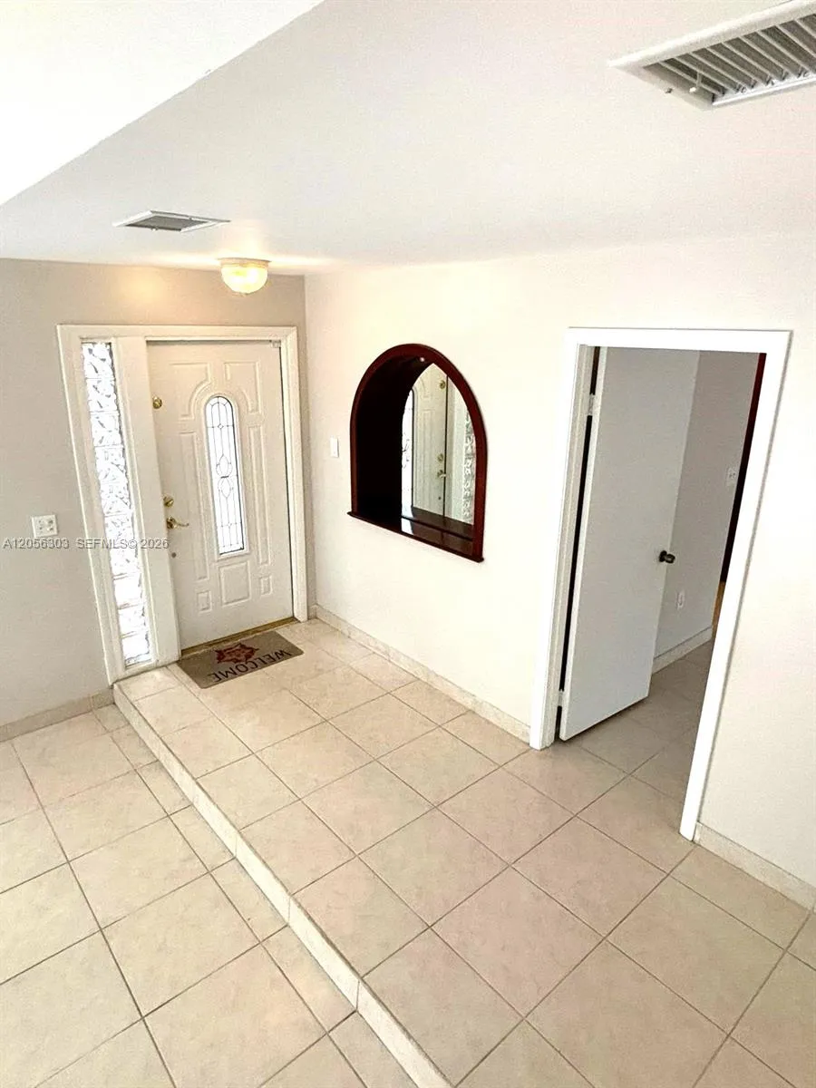 613 Patio Village Way Weston, FL 33326