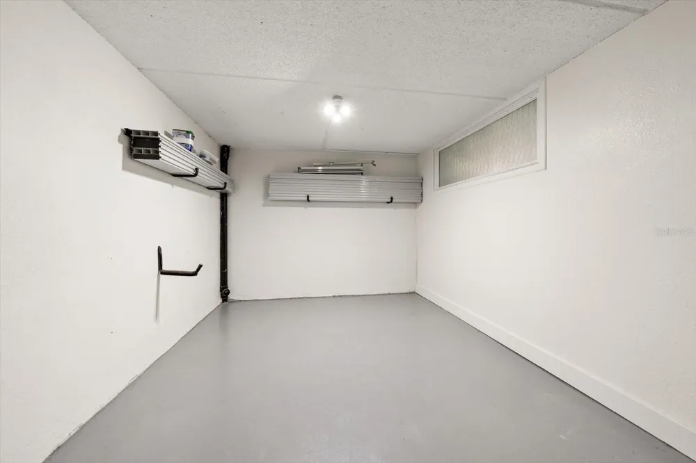 240 WINDWARD PSGE #401 Clearwater Beach, FL 33767