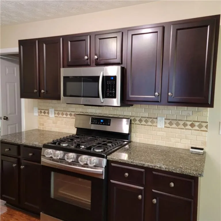 5219 Leecroft Drive Buford, GA 30518
